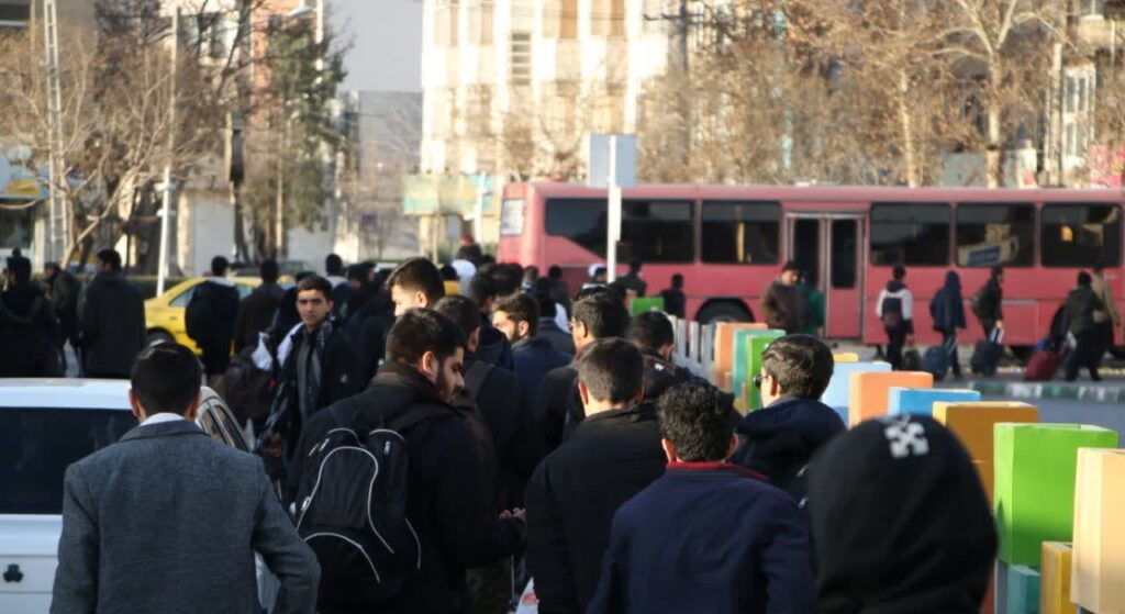 اردوی زیارتی طلاب مدینة العلم کاظمیه یزد به مشهد مقدس در سال 1402