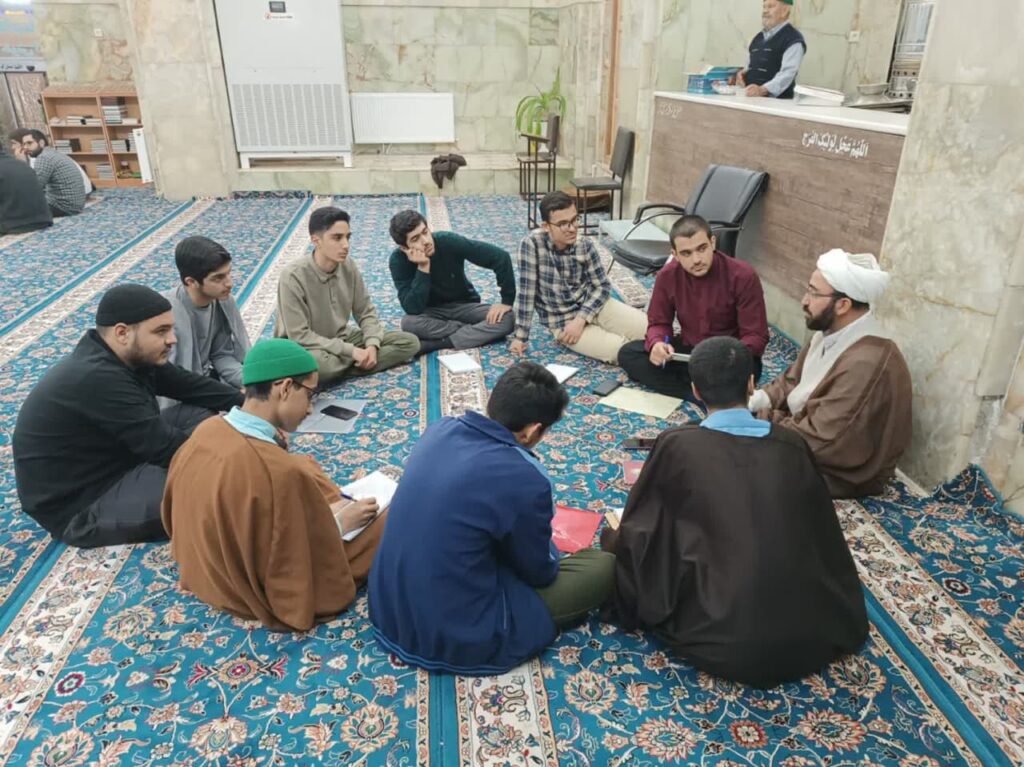 حضور طلاب مدینة العلم کاظمیه در دوره میثاق طلبگی دو در بافق