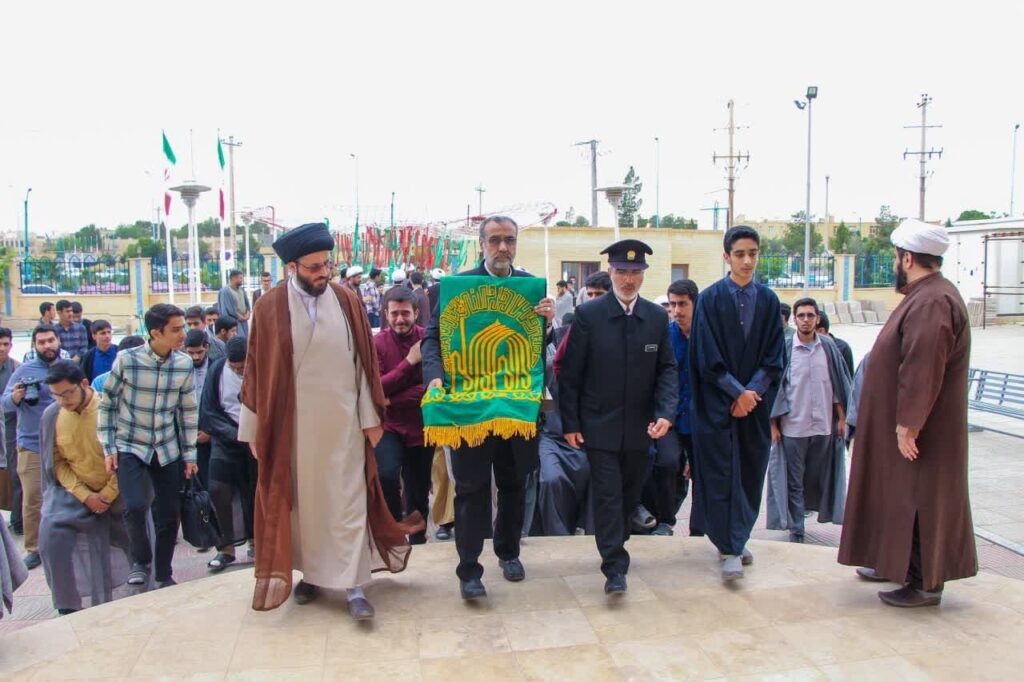 حضور خادمان آستان قدس رضوی در جمع طلاب، اساتید و کادر مدینة‌العلم کاظمیه